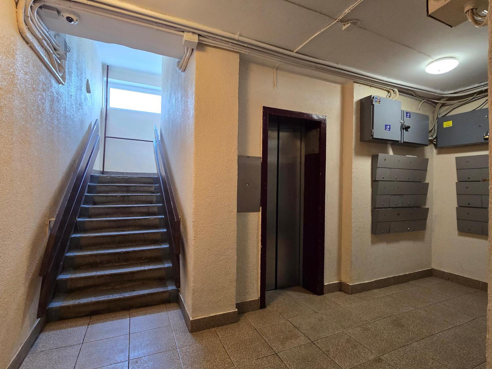 Hero Avenue Apartment نارفا المظهر الخارجي الصورة